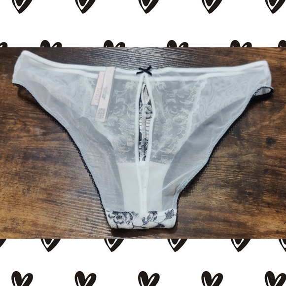 🖤Victoria's Secret Dream Angels Lace Cheekini Panty - Picture 3 of 6